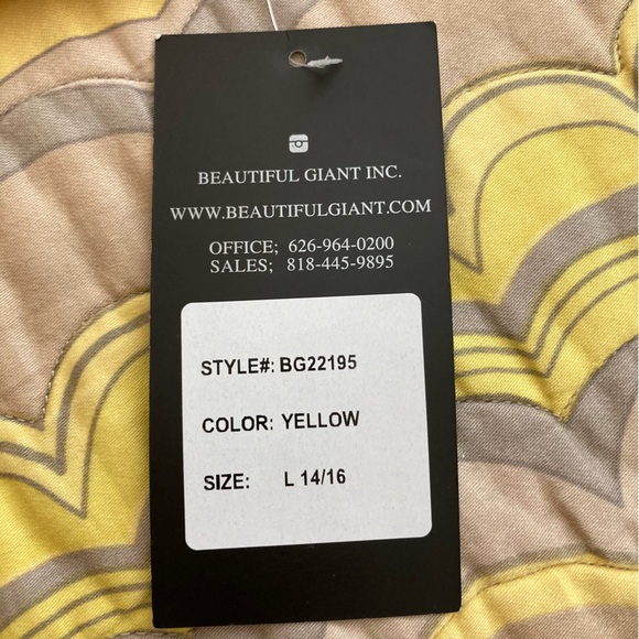 Beautiful Giant Kids Yellow Puffer Jacket with Hood | NWT - Picture 9 of 10